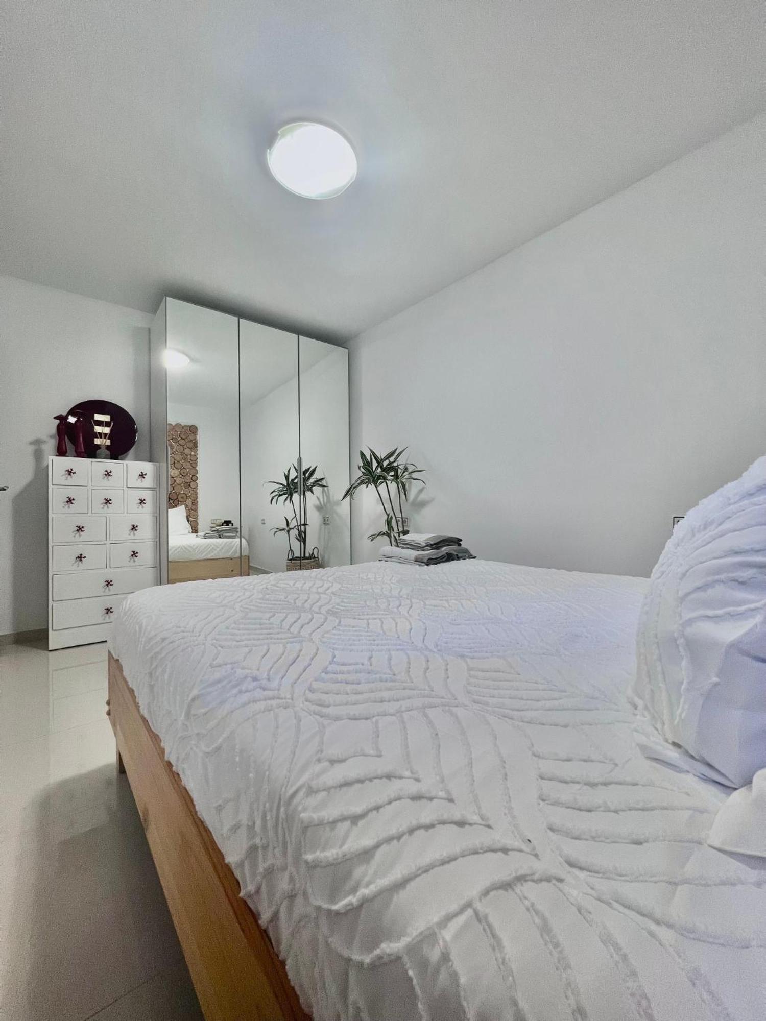 Playa Del Hombre Deluxe Luxury Apartments Esterno foto